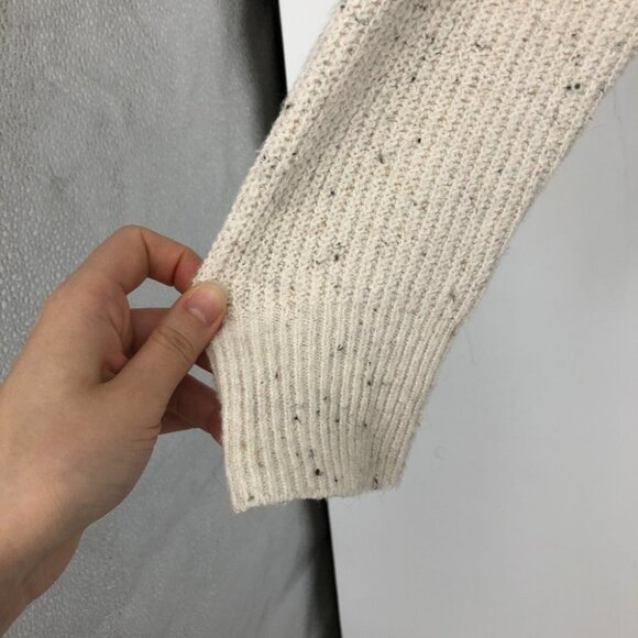 Ruby  Moon Cream V-Neck speckled ribbed knit Sweater SP - Picture 9 of 14